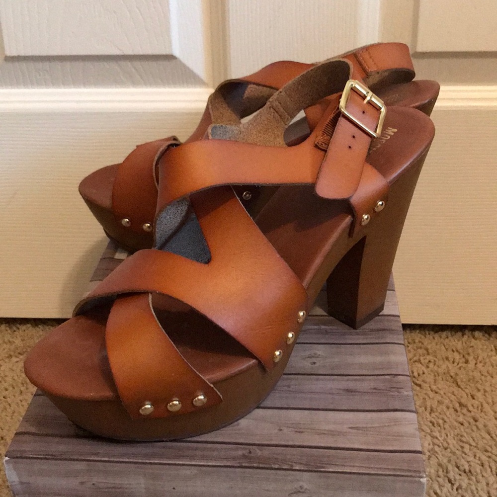 Women’s Platform Chunky Heel